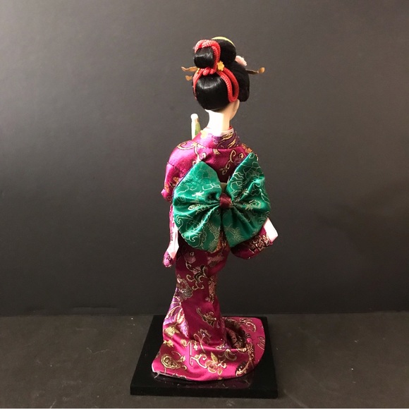 12 inches Japanese Kimono doll - Picture 9 of 16